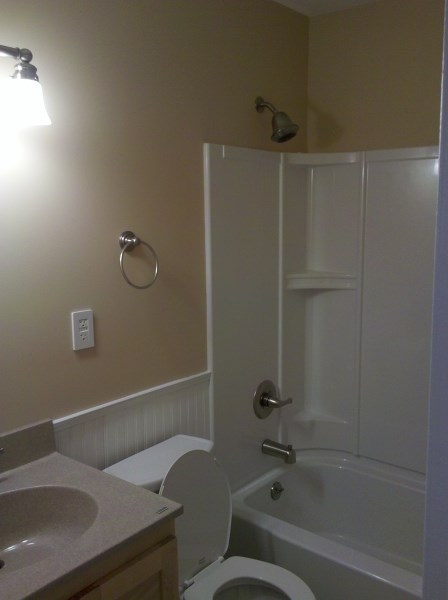 32 Chestnut Tree Dr