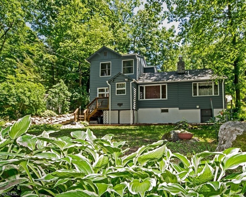 506 Pocasset Rd