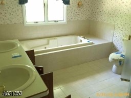 For Sale: 504 Terrace Dr Highland Lakes, NJ 07422