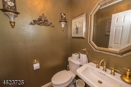For Sale: 430 Dogwood Ct 6 Little Falls, NJ 07424