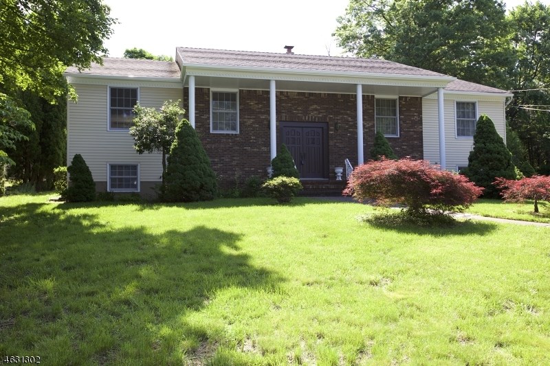 For Sale: 84 Browertown Rd Little Falls, NJ 07424
