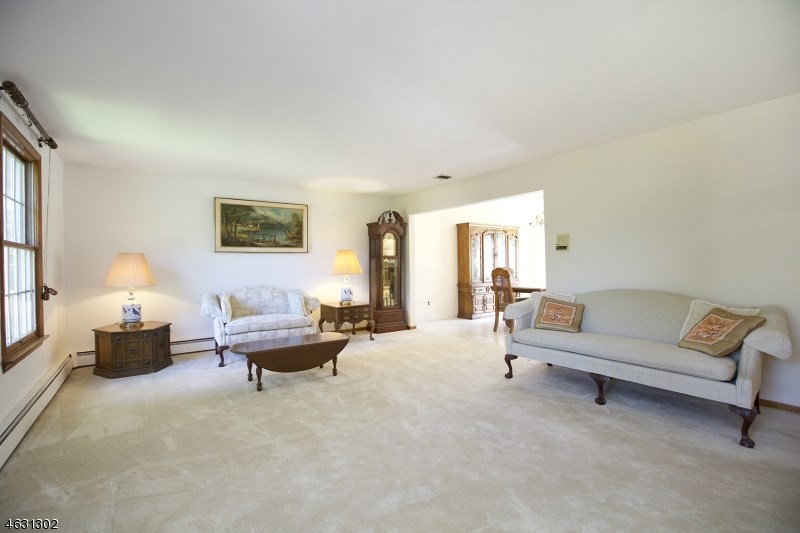 For Sale: 84 Browertown Rd Little Falls, NJ 07424
