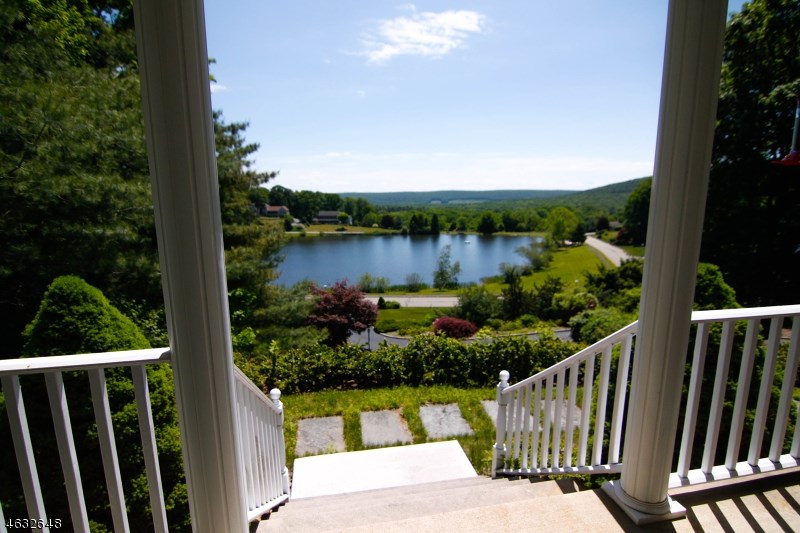 For Sale: 18 Upper Lake Rd Oak Ridge, NJ 07438