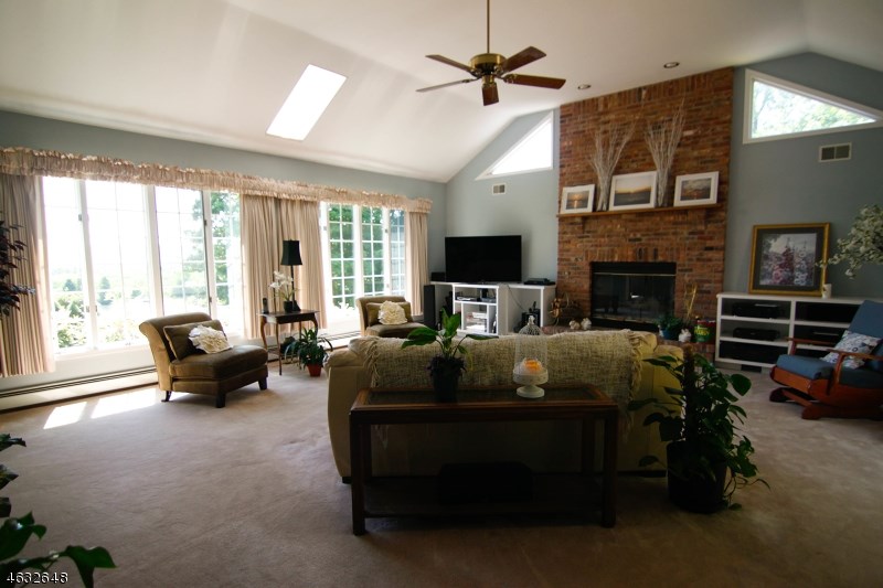For Sale: 18 Upper Lake Rd Oak Ridge, NJ 07438