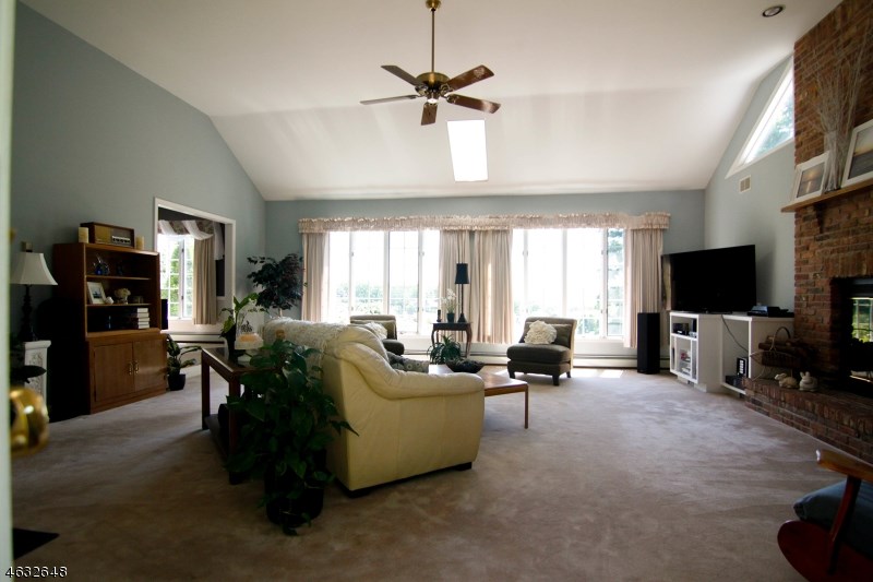 For Sale: 18 Upper Lake Rd Oak Ridge, NJ 07438