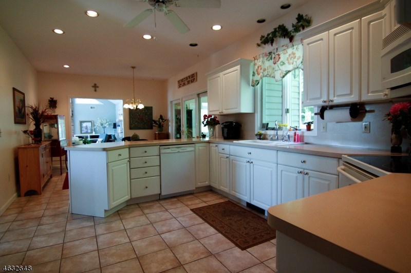For Sale: 18 Upper Lake Rd Oak Ridge, NJ 07438