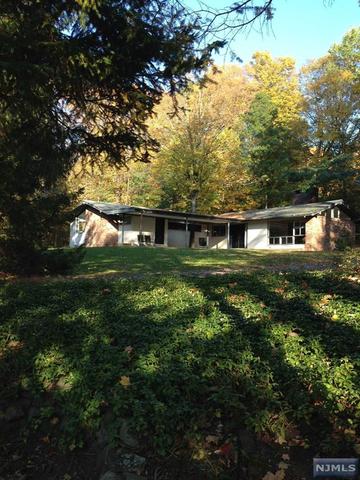 1 Greenview Pl