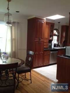 281 Kenilworth Rd