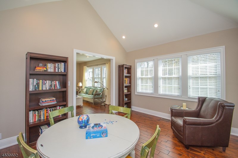 For Sale: 300 Van Emburgh Ave Ridgewood, NJ 07450