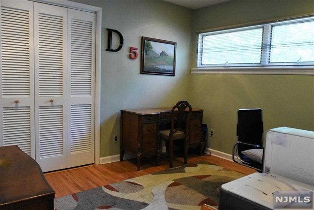 For Sale: 5 Franklin Pl Glen Rock, NJ 07452