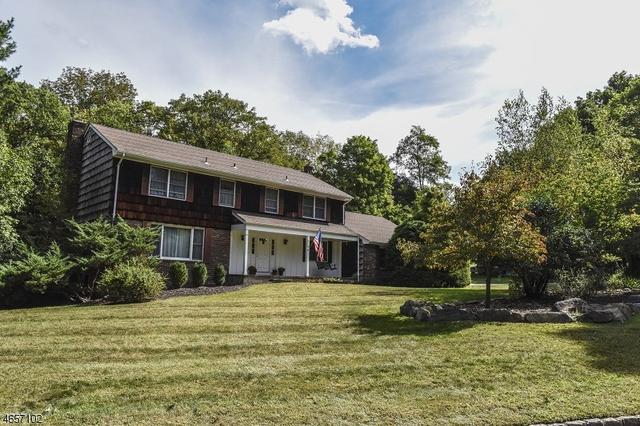 10 Laurel Pl