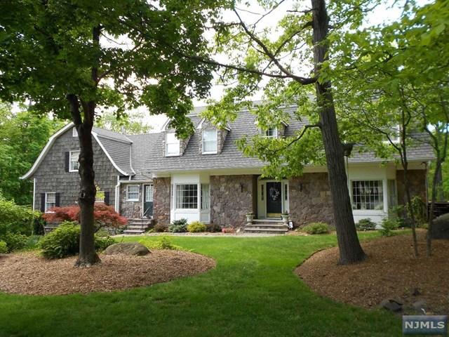 35 Laurel Pl