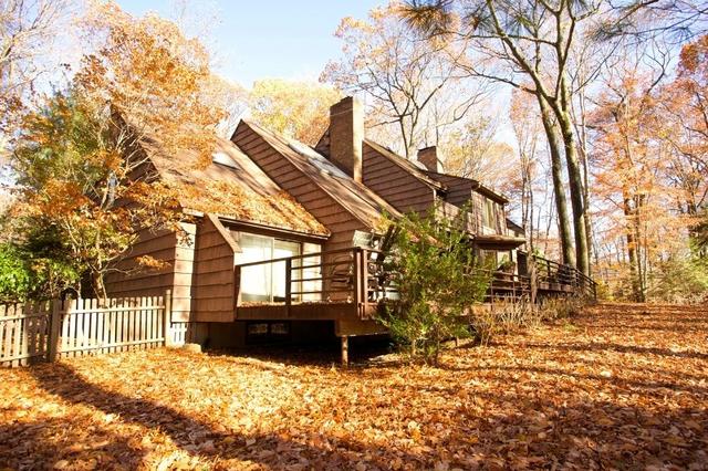 35 Laurel Pl