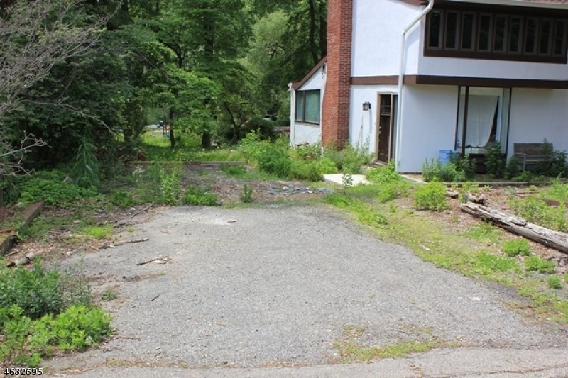 For Sale: 277 Lakeview Ave Ringwood, NJ 07456