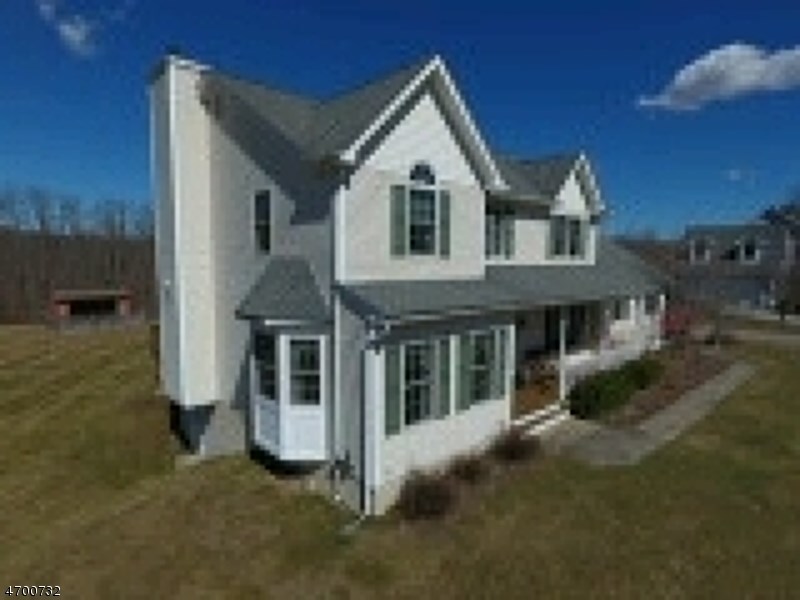 141 N Shore Dr