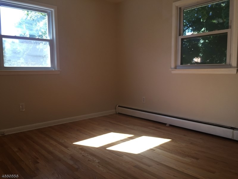 33 Lincoln Ave