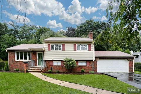 7 Meadow Ct