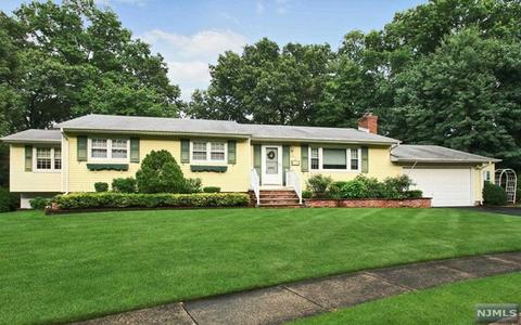 7 Meadow Ct
