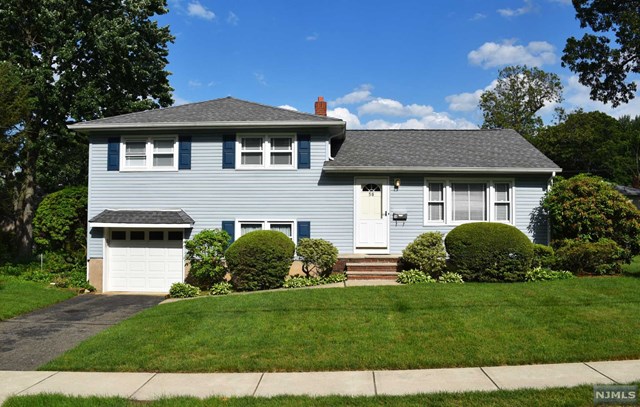 For Sale: 58 Evergreen St Waldwick, NJ 07463