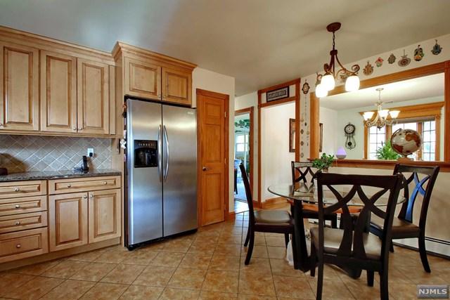 145 Oakwood Dr