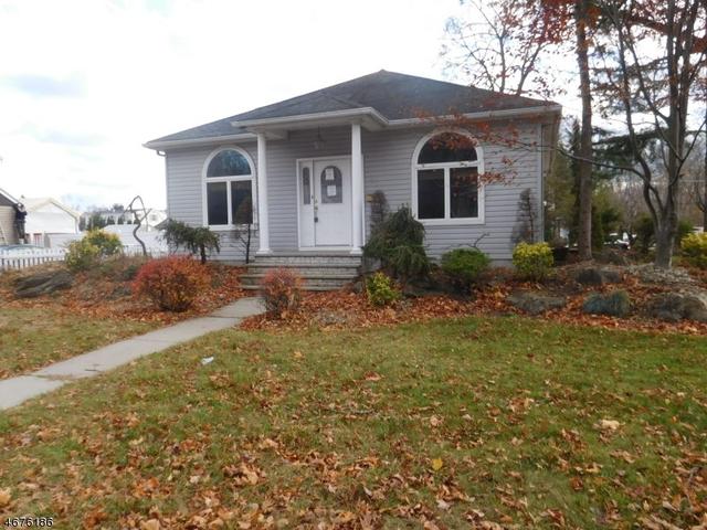12 Parkhurst St