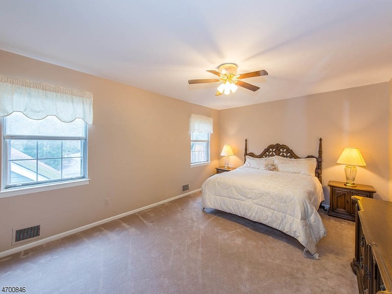 140 Algonquin Trl