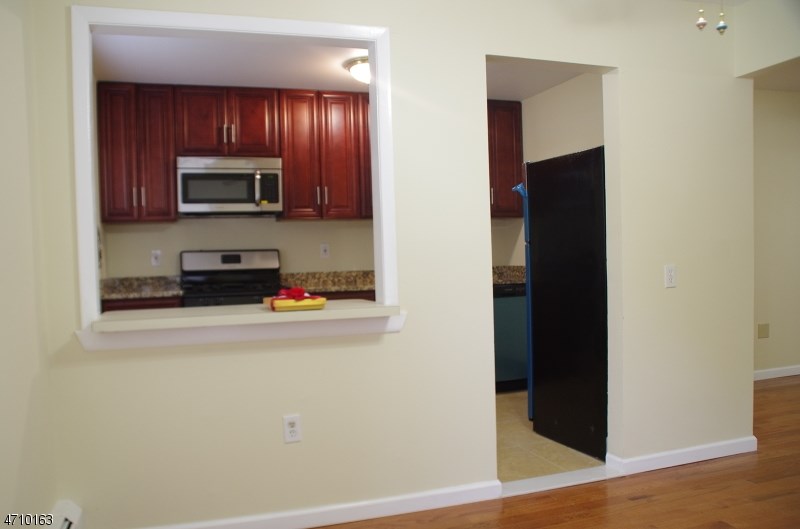 30 Geyer St