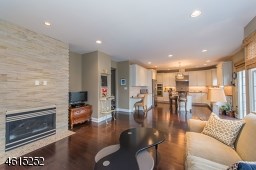 For Sale: 131 Spring Hill Cir Wayne, NJ 07470