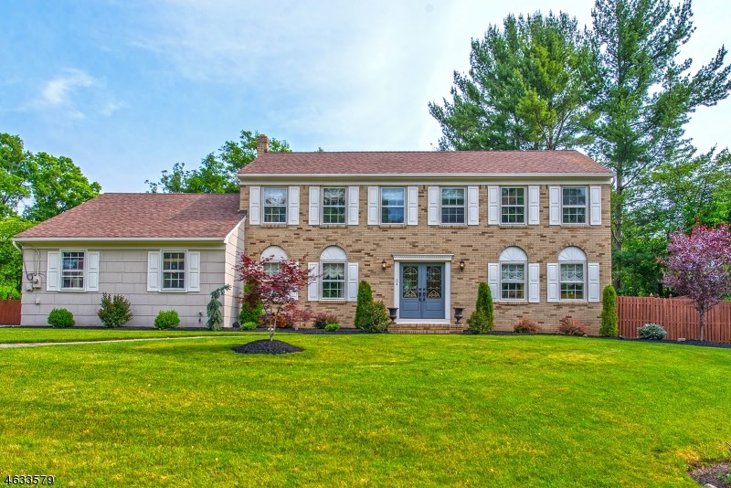For Sale: 5 Maybrook Ct Wayne, NJ 07470
