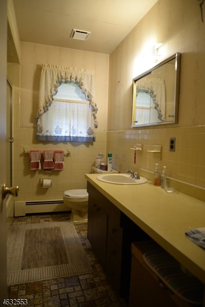 For Sale: 1694 Ratzer Rd Wayne, NJ 07470