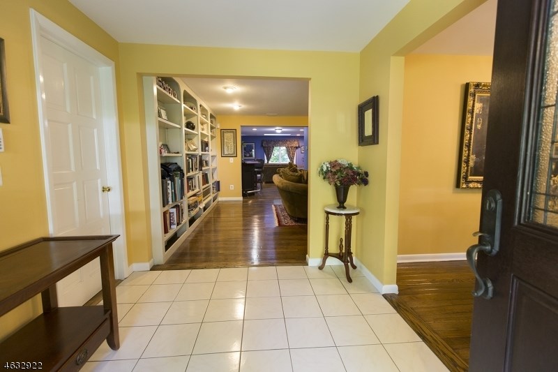 For Sale: 484 Sicomac Ave Wyckoff, NJ 07481