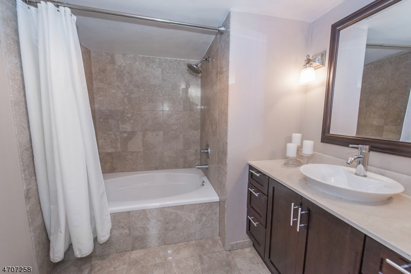 34 Amethyst Ln