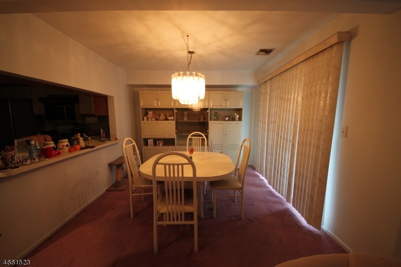 23 Quartz Ln