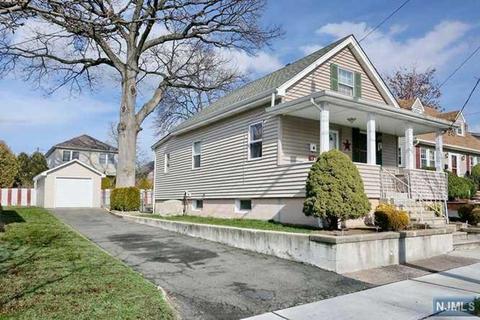 74 South Ave