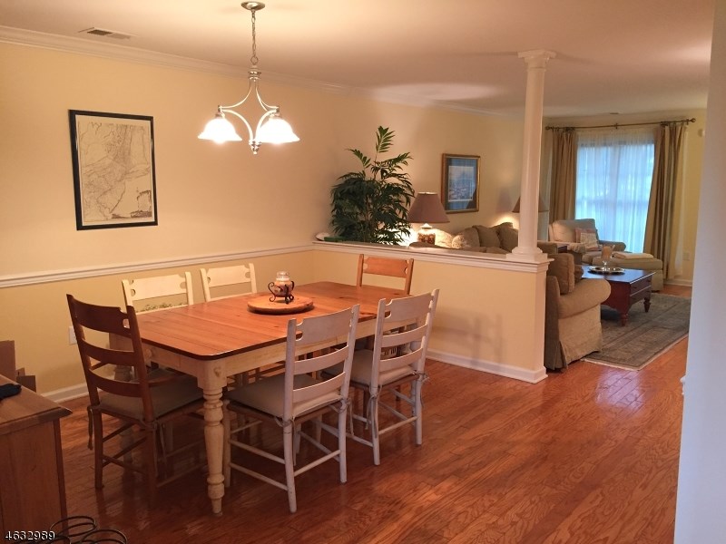 For Sale: 46 Peach Tree Ln Hawthorne, NJ 07506