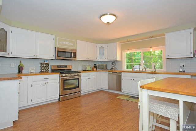 For Sale: 44 Graham Ave Haledon, NJ 07508