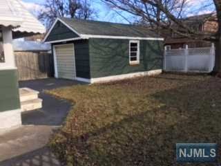 250 Bergen Blvd