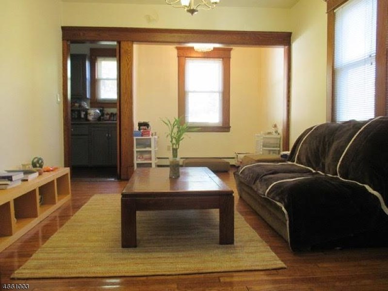 34 Catalpa Ave