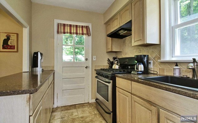 For Sale: 25 Poplar St Closter, NJ 07624