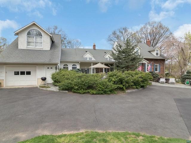 153 Hickory Ave