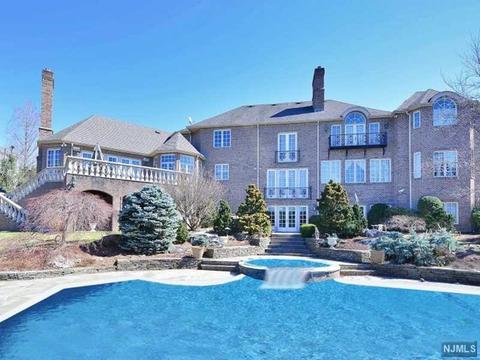 1 Hastings Dr