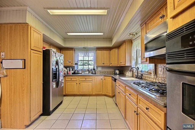 For Sale: 23 Laurel Ave Dumont, NJ 07628