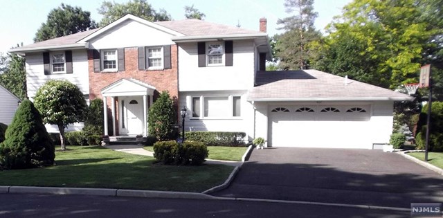 For Sale: 11 Egan Pl Englewood Cliffs, NJ 07632