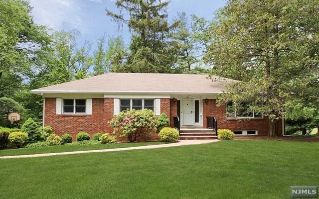7 Dawn Dr