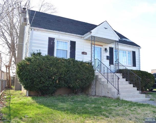 8 Temple Ave