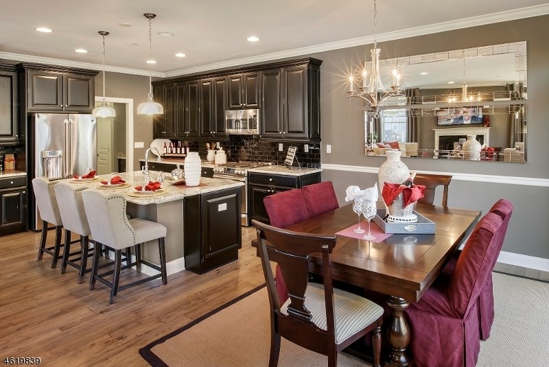 For Sale: 8 Autumn Way Montvale, NJ 07645