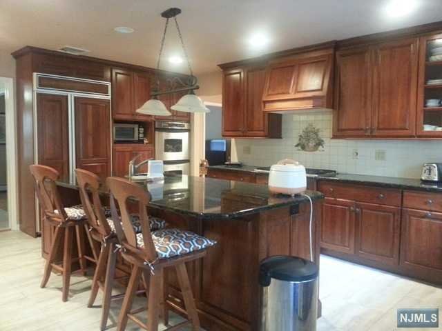375 Blanch Ave