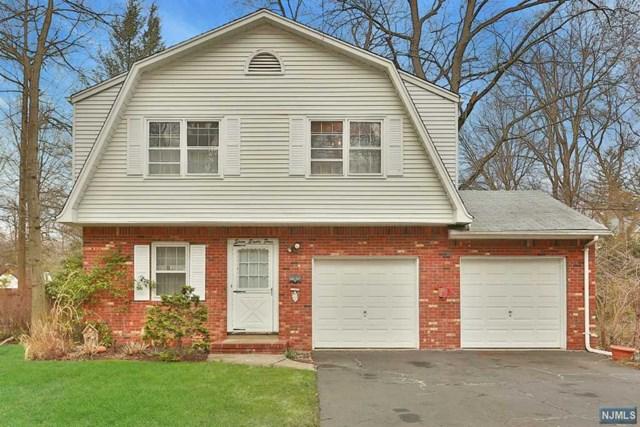 833 Amaryllis Ave