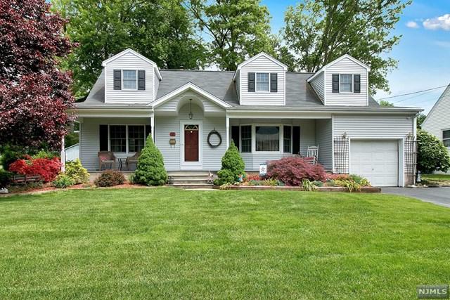 833 Amaryllis Ave