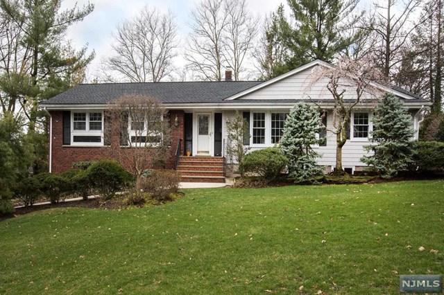 833 Amaryllis Ave